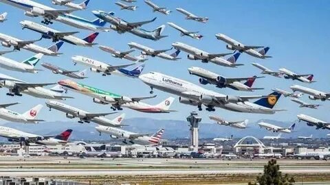 This composite photo of planes taking off at LAX is just mind-blowing - Yahoo Finance