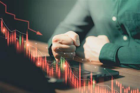 Strategy stock is down 55% from ATH but forced liquidations highly unlikely – Kobeissi - CryptoSlate