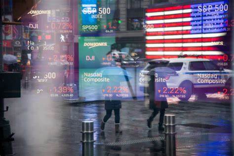 Stocks Fluctuate as Bonds Stabilize After Selloff: Markets Wrap - Bloomberg