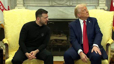 Glasgow SAS-trained bodyguard claims Zelensky doesn't wear suit 'in case he is abducted' - Yahoo News UK