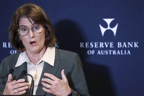 RBA Board Awaits Inflation Update Before Moving to Cut Rates