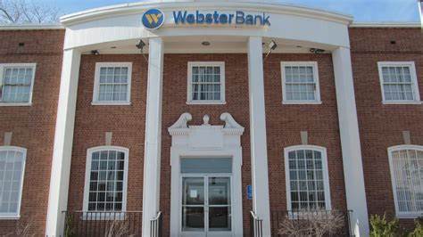 Webster Bank taps former Ally CRO