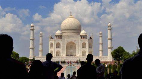 Stop all commercial activities within 500 metres of Taj Mahal: Supreme Court - Mint