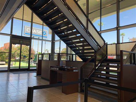Chase Bank - Canoga Park, CA