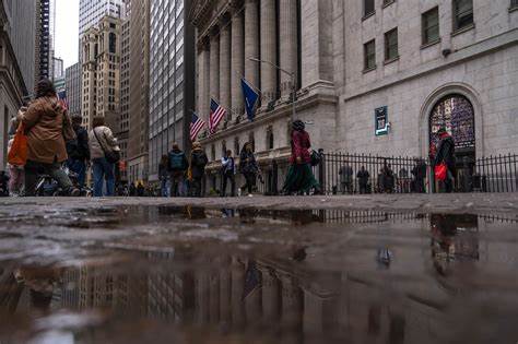 The Dow Is Lagging Again. It’s Not All UnitedHealth This Time