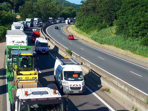 Accident à Givors : plus de dix kilomètres de bouchons sur l'A47