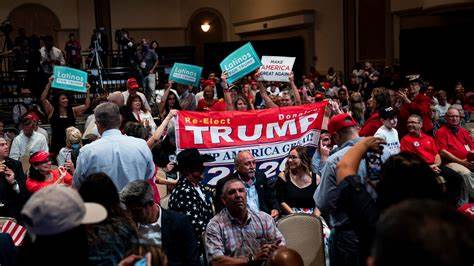 Democrats are too lost to stand up to Trump. That weakness will cost them. | Opinion - Yahoo
