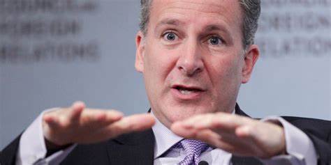 Peter Schiff Blasts Government Crypto Investments As 'Waste of Resources'