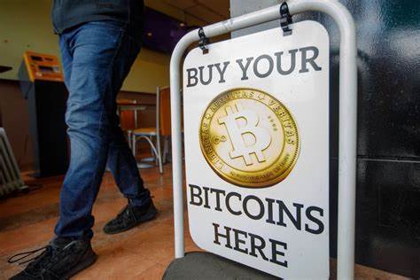 Federal officials arrest couple, seize $3.6b in hacked bitcoin funds