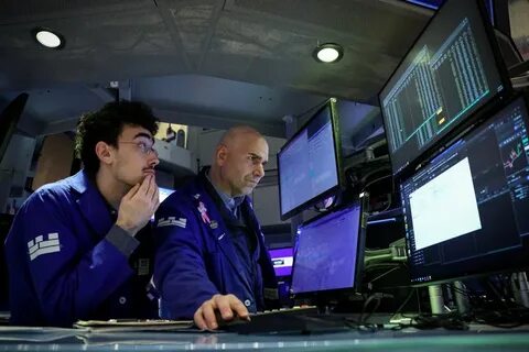 Indexes dip with UnitedHealth, tech, ahead of jobs report - Reuters