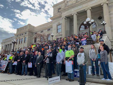 Montana Lawmakers Reject Bill to Create a BTC Reserve - ihodl.com