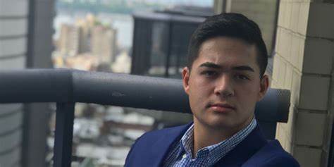 Human tragedy? 23-year-old trader loses everything in coin trading, live streams Russian roulette to end his life? - Binance
