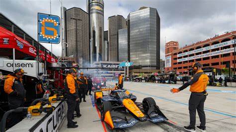 Why Detroit's IndyCar Street Course 'Sucks'