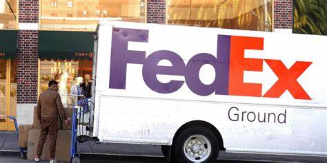FedEx Shares Mixed Outlook as Tariffs Roil International Customers