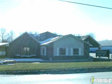 Premier Funeral Home in Fremont, NE - Ludvigsen Mortuary