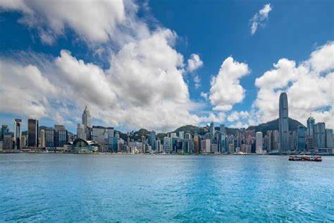 Hong Kong's immigration policy signals potential acceptance - Invezz