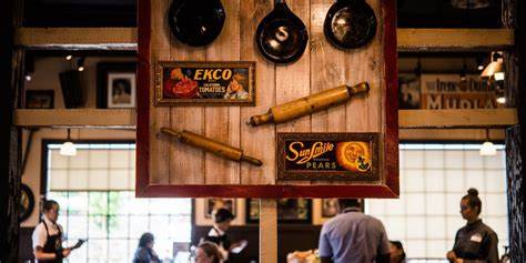 After a Bruising Year, Casual-Dining Chains Try to Stage a Comeback