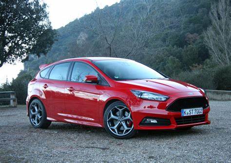 avis sur l'achat d'une ford focus III ST - Forum-Auto