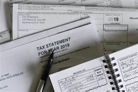 IRS sends fresh batch of tax notices, stoking investor concern