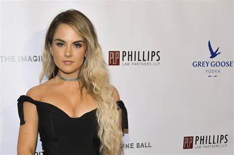 JoJo Recalls Going to Taylor Swift's House with Selena Gomez and Thinking Everyone 'Felt Bad for Me' (Exclusive)