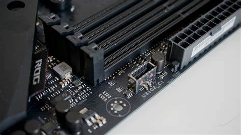 Can you attach multiple USB-C plugs to a single motherboard header?