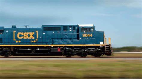First look: Weaker coal, carloads hit CSX earnings