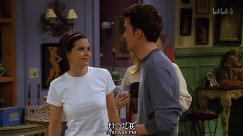 为什么最近一次看老友记才发现瑞秋基本上每集都会凸点出镜头，莫妮卡偶尔会? - 知乎