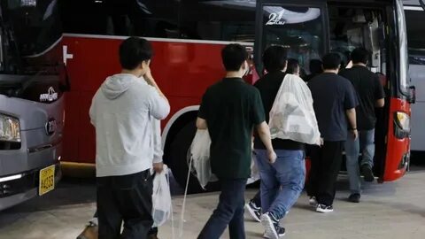 US officers tied us up and pointed guns at us, South Korean engineers tell BBC