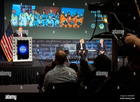 Random Employee Searches to Resume at NASA HQ