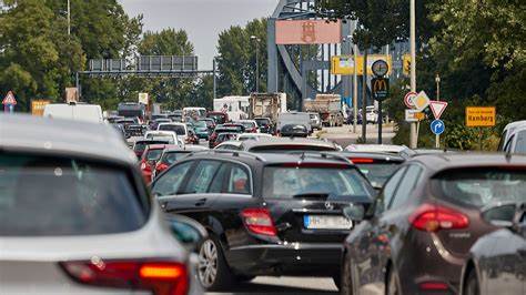 Stau in Hamburg - Stau und Verkehrsmeldungen Deutschland