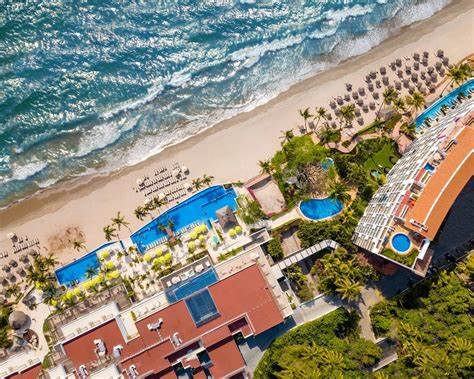 Hyatt offloads Playa real estate in $2B sale to Tortuga Resorts