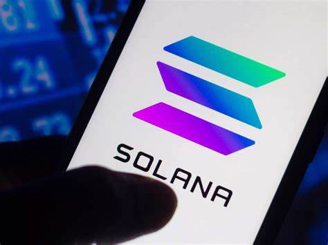 Solana ETF Hopes Dim to 3%, But Optimists Remain - The Coin Republic