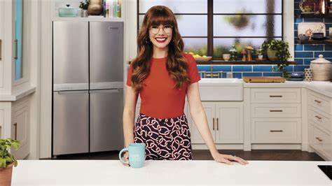 Mary Berg is Toronto’s new Marilyn Denis with latest daytime talk show - Streets Of Toronto
