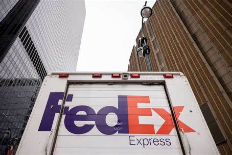 Watch These FedEx Levels as Stock Tumbles After Shipping Giant Suspends Full-Year Outlook