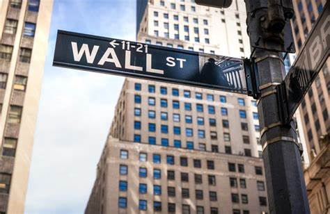 What 5 Wall Street heavyweights expect for markets and the economy in the 2nd half of 2025