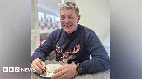 Man eats mum's 22-year-old mince pies