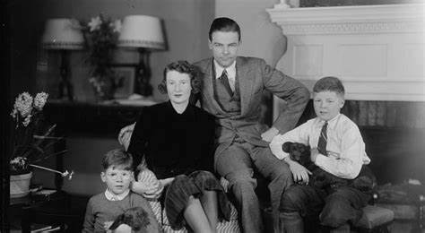 Coldplay scandal exec part of Boston's uber-rich Cabot dynasty, report says — how to build generational wealth