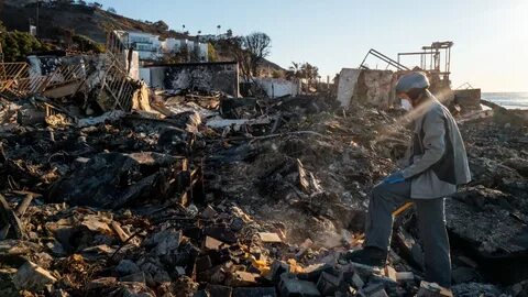 Just before wildfires hit, California told insurers to cover homes in risky areas. In return, they can pass on a key cost to customers - Yahoo