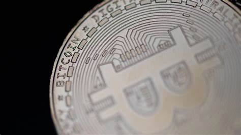 Bitcoin Price Climbs After Mexican Billionaire Urges People to Buy - WSJ - The Wall Street Journal