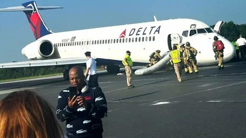 270 passengers stranded 20 hours on Delta flight - WRAL News