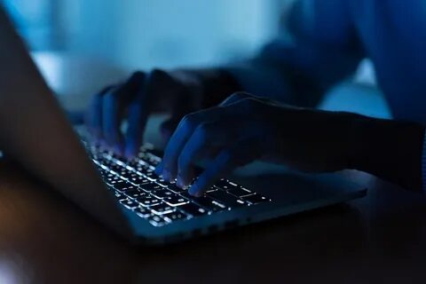 Are you falling prey to dating scams? - The Times of India