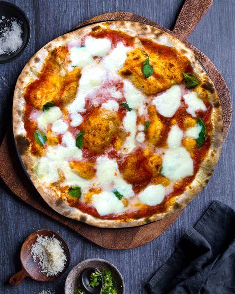 wood-fired pizza | Col'Cacchio