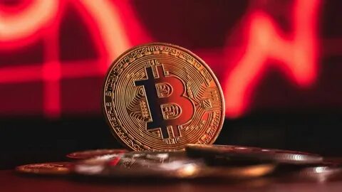 Crypto Bloodbath: Bitcoin Plunges Below $85,000 - Blockhead