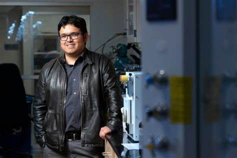 UC Irvine scientists discover new state of quantum matter