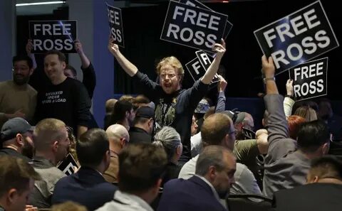 Trump pardons founder of Silk Road drug market Ross Ulbricht - Mezha.Media