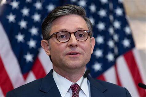 Fed faces rare revolt not seen in over three decades