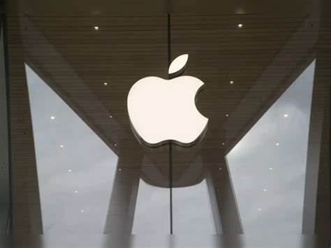 Exclusive-Apple set to stave off daily fines, EU to accept App Store changes, sources say