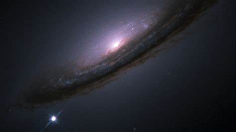 Largest supernova catalog provides further evidence dark energy is weakening