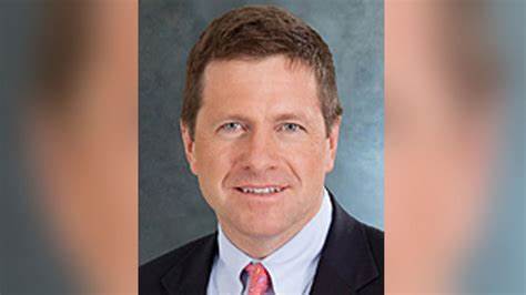 Trump’s pick for SEC chair makes it out of committee