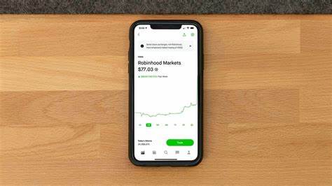 Robinhood Keeps Hitting New Highs. How Should You Play HOOD Stock Here?